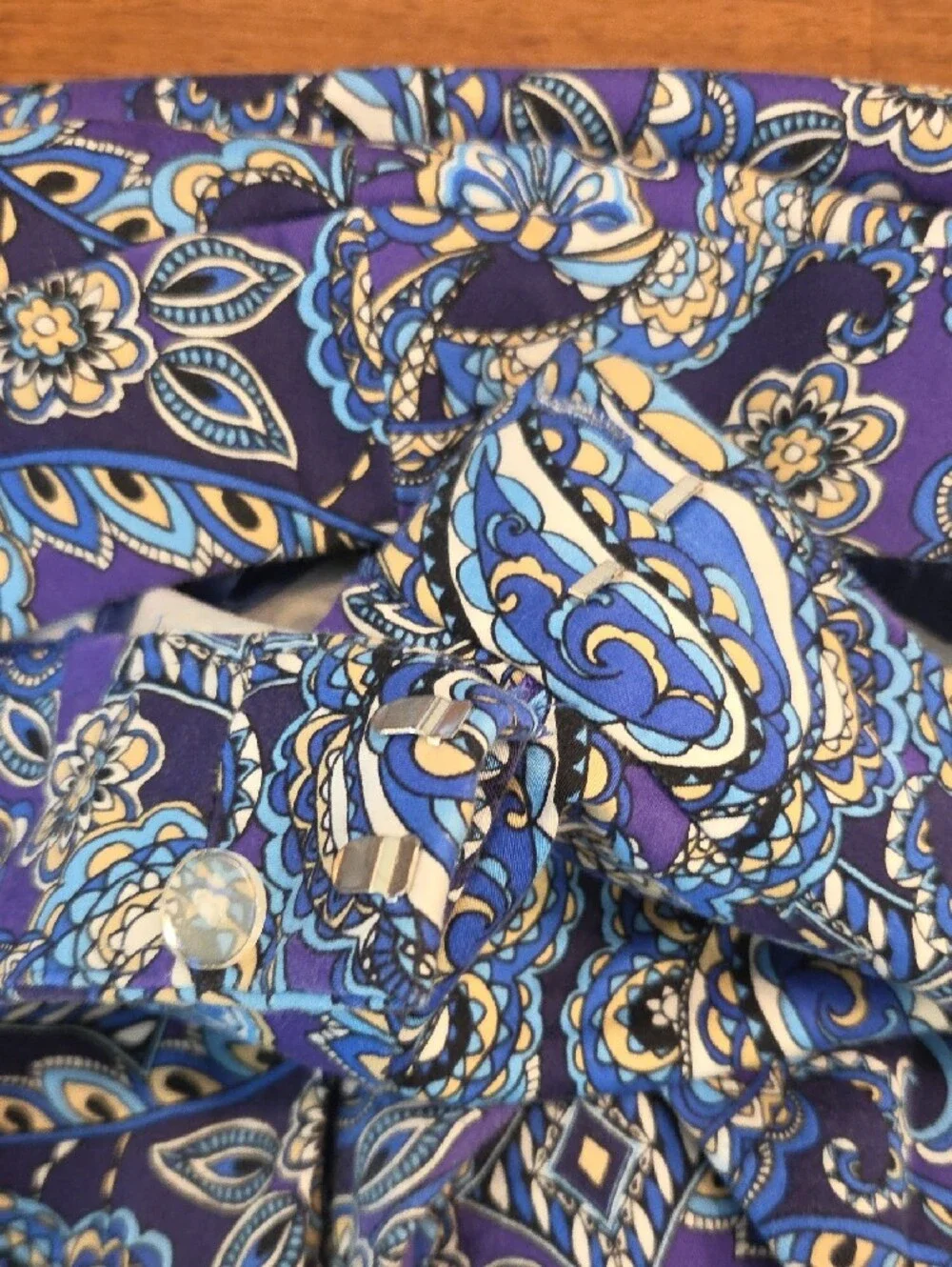 Pappagallo skirt detailed